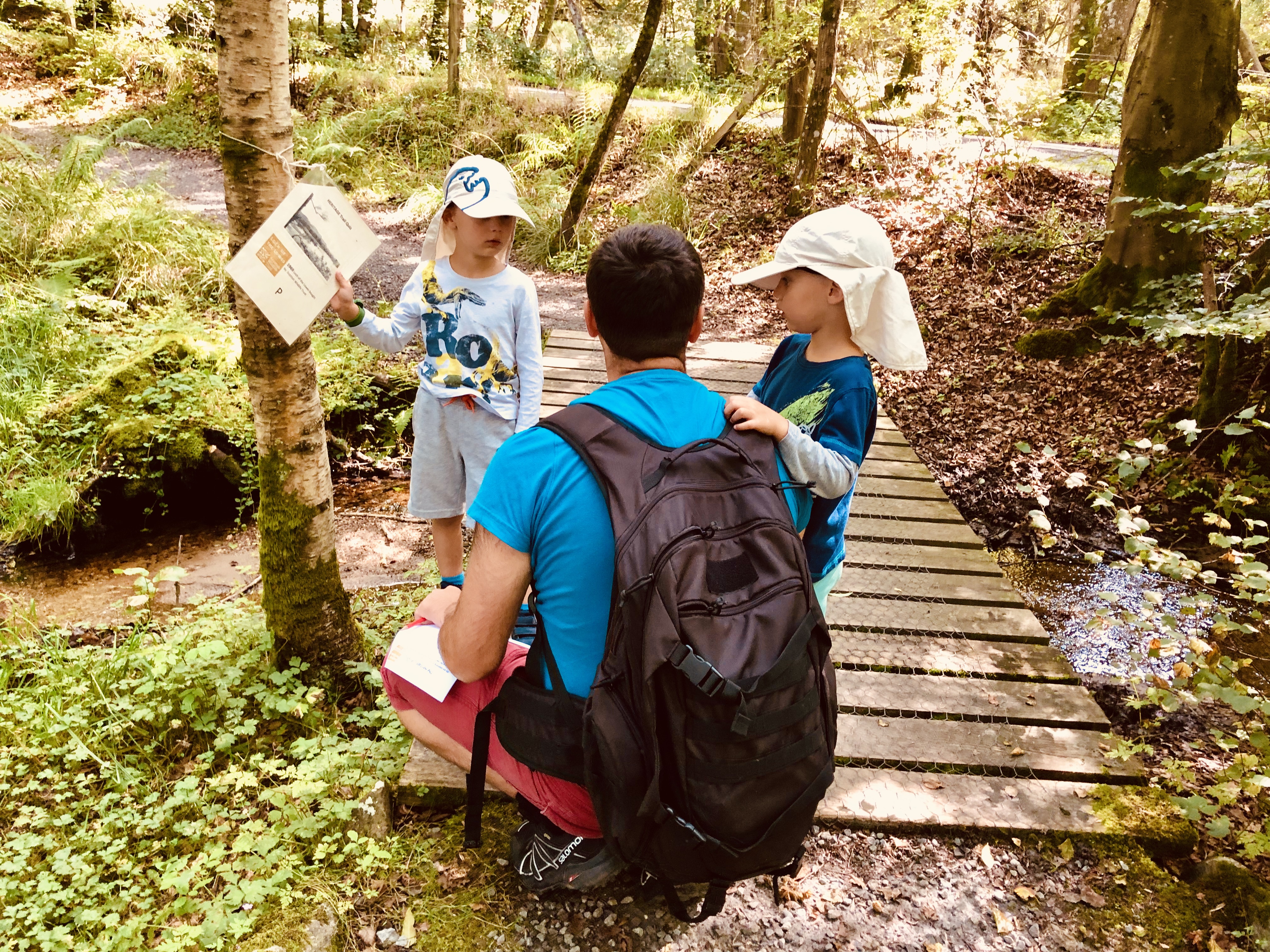 kids on a treasure hunt with daddy